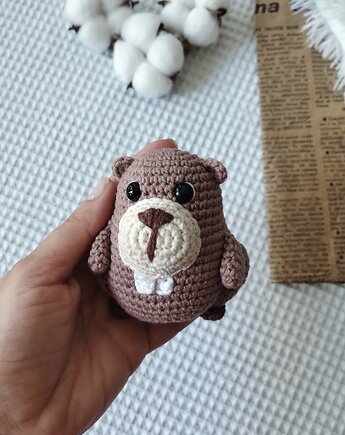 Mini bóbr, szydlAnki