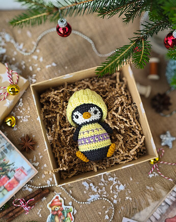 Mały pingwinek w pudełku, Zabawka na prezent, Prezent na Mikołaja, EcoToysByNastya