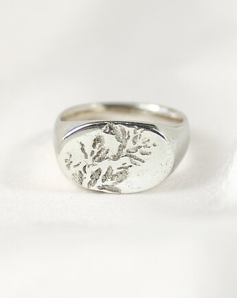 Srebrny sygnet męski Calluna z wrzosem, pełny, HerRing, Her Ring Bizuteria