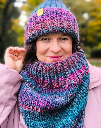 MAXCOLOR Komplet czapka i komin kosmiczne energie
