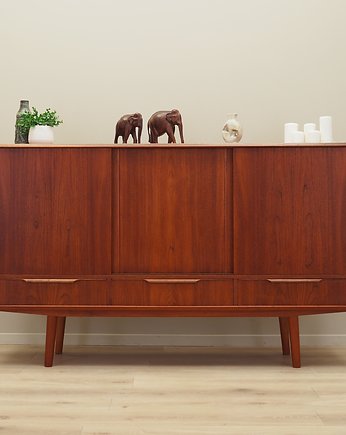 Highboard tekowy, duński design, lata 70, produkcja: Dania, Przetwory design