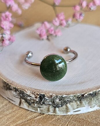 Pierścionek srebrny zielone oczko zielony minimalistyczny żywica brokatowy, zkwiatem
