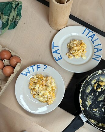 Talerz płaski EAT ITALIAN, KISS FRENCH, Muss Ceramics