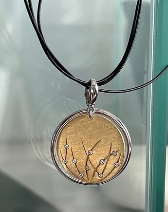 Naszyjnik srebrny pozłacany koła z cyrkoniami na czarnym rzemieniu, Ade Art