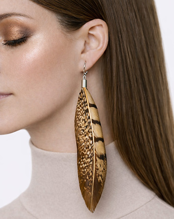 Kolczyki z piór Terra, Ajdacho