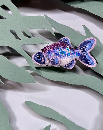 Broszka bajeczny karp z cekinami, MowiedoCiebie