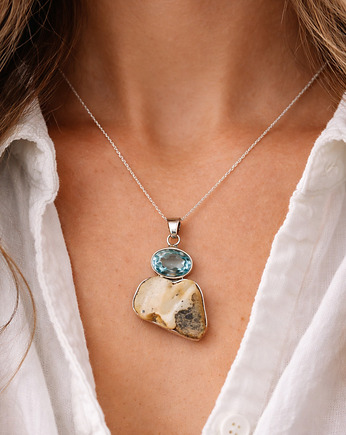 Elegancki naszyjnik z bursztynu batyckiego i niebieskiego topazu, Amber Charm