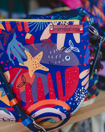 ABSTRAKCJA... kolorowa listonoszka gotowa do wysyłki, BandaBag