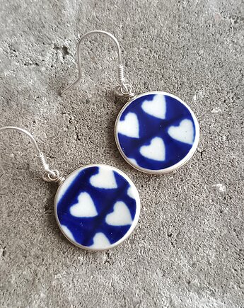 Kolczyki ceramiczne Bolesławiec serduszka, biżuteria z talerzy