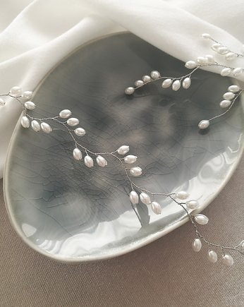 Opaska 04, Simpleness
