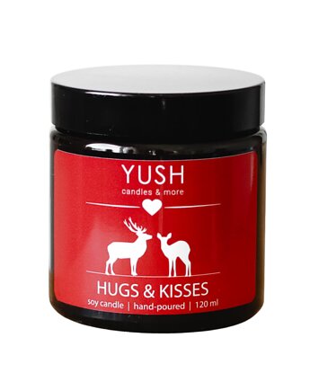 HUGS&KISSES - ŚWIECA SOJOWA ZAPACHOWA NA WSPÓLNE WIECZORY WE DWOJE, yush