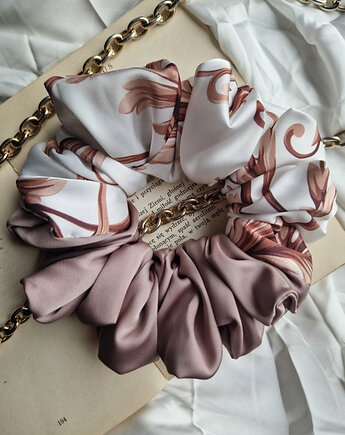 Scrunchie Cinnamon Latte XL - gumka do włosów beżowa ecru, SILKY DESIRE