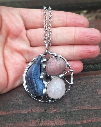 Różne rzeczy - wisiorek, po drugiej stronie lustra