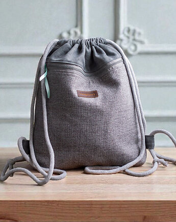 Szary plecak worek z przednią kieszenią, raspberi