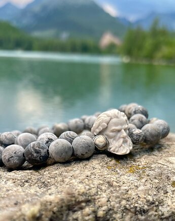 Bransoletka męska z szarego jaspisu z głową Zeusa, MAYAK WorkShop
