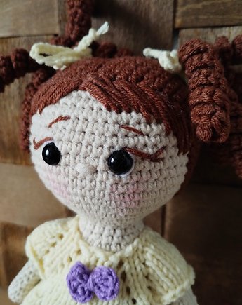 Lalka z brązowymi loczkami, OSOBY - Prezent dla dziewczynki