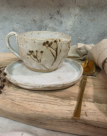 Filiżanka ceramiczna z odciskiem roślinek +spodek 200 ml, AM Natural Home Pracownia Ceramiczna