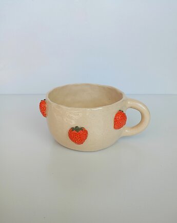 Ceramiczny ręcznie robiony kubek w truskawki, Ceramic Reve