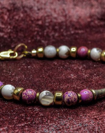 Bransoletka z naturalnych kamieni z koralikiem z brązu, Biżuteria z Myśli Odlana