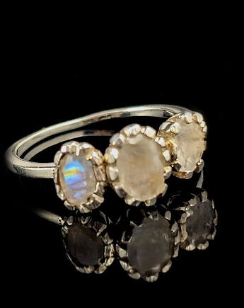 Pierścionek trzy księżyce, Pracownia Neores