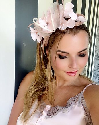 Fascynator ślubny YARAH BOHO RÓŻ /oraz inne kolory, Monika Saxton luxurious millinery