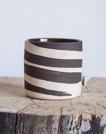 Kubeczek nerikomi, studnia ceramiczna