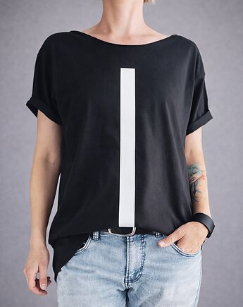 Kreska biała na czarnym Oversize, ONE MUG A DAY