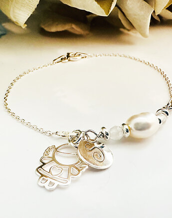 Bransoletka na komunię z literką i aniołkiem-  prezent  KOMUNIA, Anemon Atelier