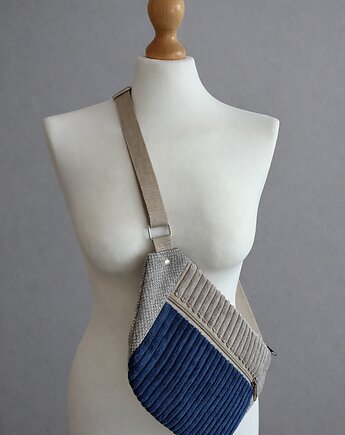 Damska nerko-torebka.