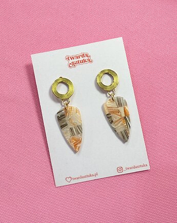 Wyjątkowe i niepowtarzalne kolczyki w unikalne wzory, Twarda Sztuka
