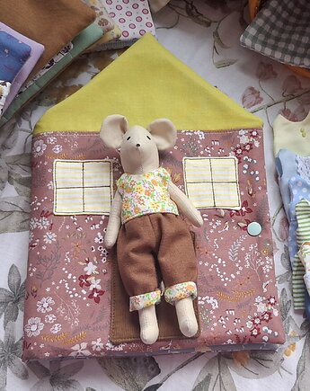 Domek dla myszki, Rzecz w Tym