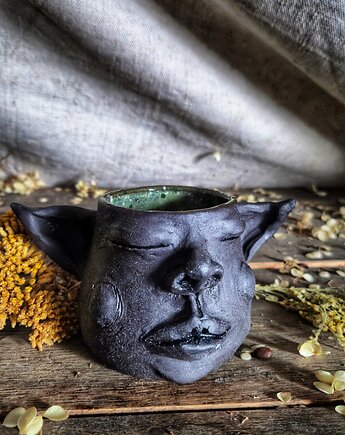 Kubek Skrzata, elf, leśny Duch, kubek baśniowy, kubek dla gracza, kubek leśny, Fiona Ceramics