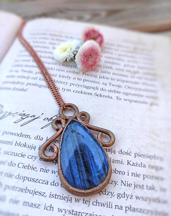 Pasiasty Błękit wisior miedziany z labradorytem, Treemasters Copper Jewelry