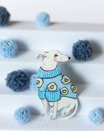 Broszka pies w niebieskim swetrze w kwiaty, Pintura