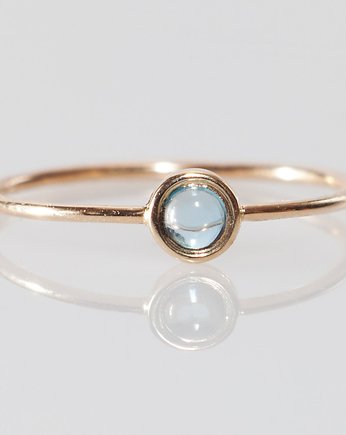 Niebieski topaz, delikatny pierścionek w złocie, OKAZJE - Prezent na 18 urodziny