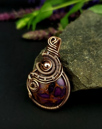 Wisiorek z fioletowym agatem wire wrapping, Blue Pearl Art