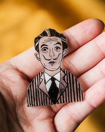 Broszka Salvador Dali, Pintura