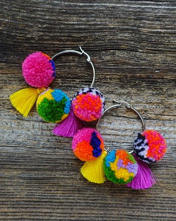 Boho kolczyki chwosty koła z pomponami, Mró Soutache