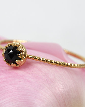 Złoty pierścionek Petite ze spinelem w stylu Vintage, Blooming Stones