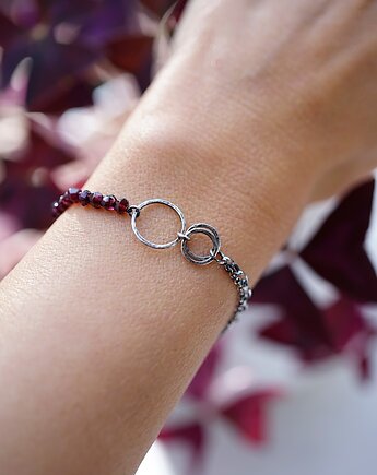 MADERA - srebro i granat, studio INDIGO