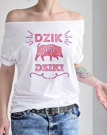 Dzik jest dziki Biały Oversize, ONE MUG A DAY
