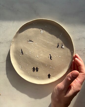 Ceramiczny Talerz Organic Penguin Love, Maison Fragile