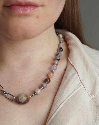 Naszyjnik Chalcedon, Unique