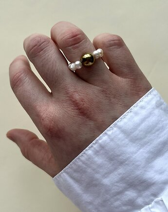 Pierścionek Pearl Orbit Gold, Studio Trele