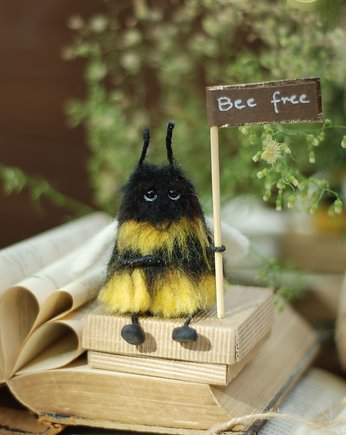 Pszczoła, BoboLobo Handicraft