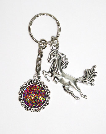 Breloczek - Koń, druzy burgund, yenoo