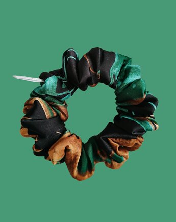 Satynowa gumka satynowa scrunchie owijka frotka szmaragdowy blask MINI, Capillum
