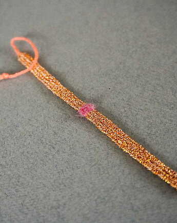 Delikatna bransoletka tkana z kreseczką - Golden Rose, Słońcem Tkane