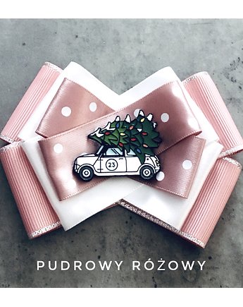 Brosza z Autem i Choinką Święta Mikołajki, Pudrowy Różowy