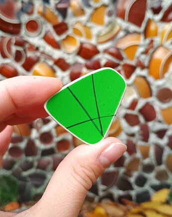 Broszka Pruszków pikasiak, biżuteria z talerzy